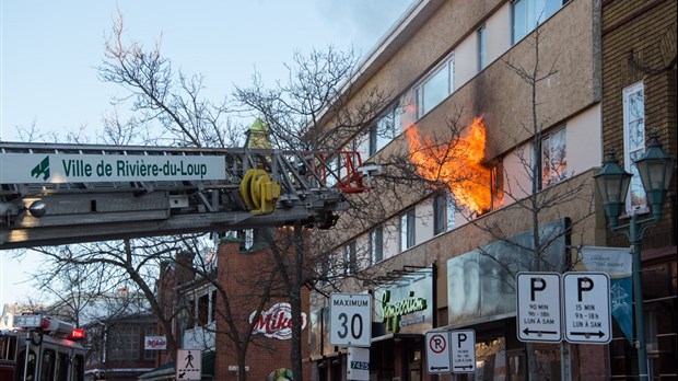 Incendie sur la rue Lafontaine à Rivière-du-Loup