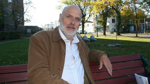 Le maire Jean-Pierre Rioux souhaite une relance graduelle