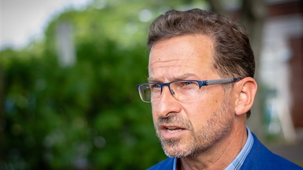 À Rivière-du-Loup, Yves-François Blanchet demande au premier ministre de se retirer 