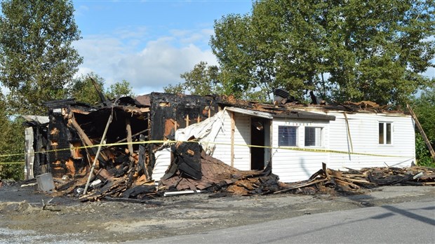 Un incendie détruit une maison à Rivière-Bleue
