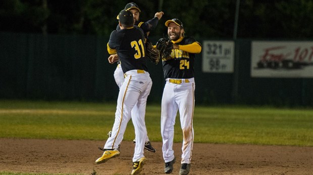 Le Shaker de Rimouski égalise la série contre les Braves Batitech du Témiscouata