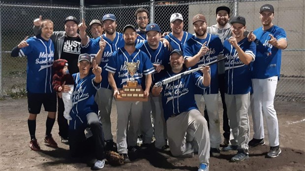 Balle lente : un 1er championnat pour Saint-Arsène 