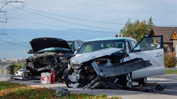 Collision frontale à Rivière-du-Loup 
