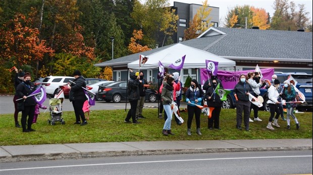Deux autres journées de grève pour les salariées des CPE du Bas-Saint-Laurent