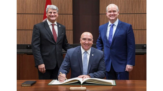 Le député Bernard Généreux officiellement assermenté 