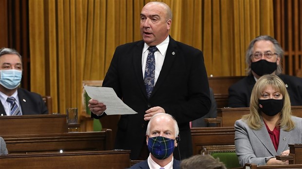 Le caucus conservateur du Québec se porte à la défense des personnes laissées pour compte 