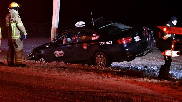 Deux sorties de route en 30 minutes à l'Anse-au-Persil