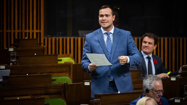 Blanchette-Joncas voit un manque de transparence du gouvernement devant le Comité des comptes publics