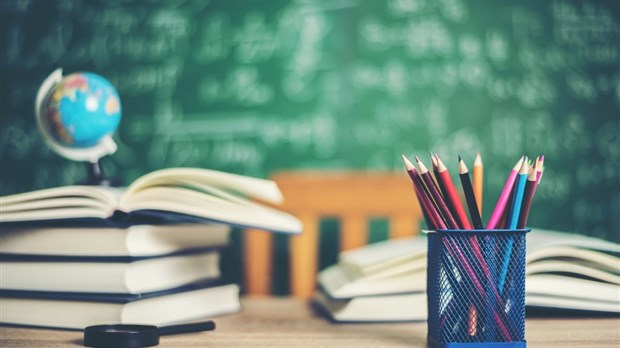Les profs de la FSE-CSQ et de l’APEQ adoptent la proposition de règlement sectoriel