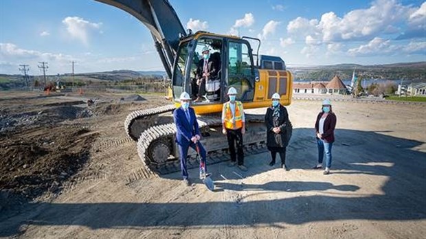 Aréna et centre récréatif à Témiscouata-sur-le-Lac : place à la construction!