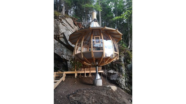 Un projet d’hébergement inspiré de l’imaginaire du cirque à la hauteur de la nature