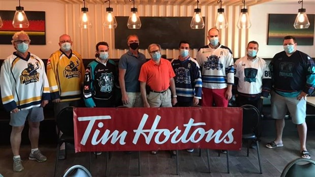 Une nouvelle ligue de hockey senior est lancée au KRTB 