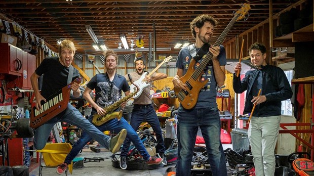 Le groupe du bassiste Carl Mayotte en spectacle à Rivière-du-Loup