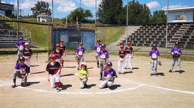 Un samedi de baseball féminin au Témiscouata