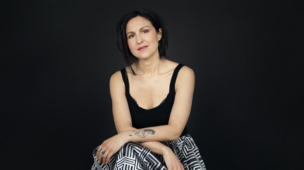 Leela lance la chanson «On a marché» de son prochain album