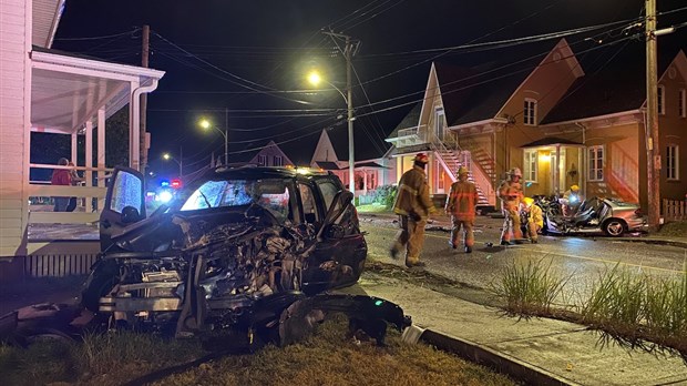 Violente collision sur la rue de l'Hôtel-de-Ville à Rivière-du-Loup