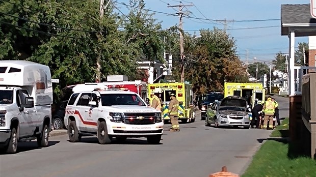 Collision latérale entre deux véhicules à Trois-Pistoles