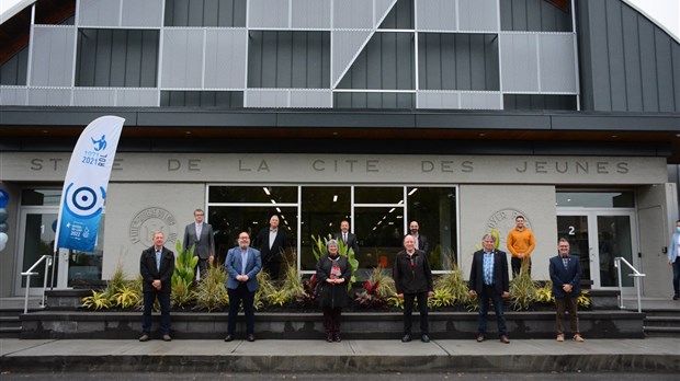 Inauguration officielle du Stade de la Cité des jeunes