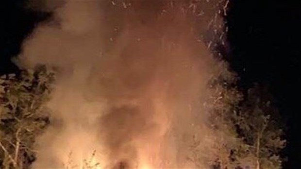 Une résidence secondaire rasée par les flammes à Saint-Simon 