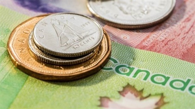 La hausse du salaire minimum de 0,75$ jugée insuffisante dans l’Est du Québec