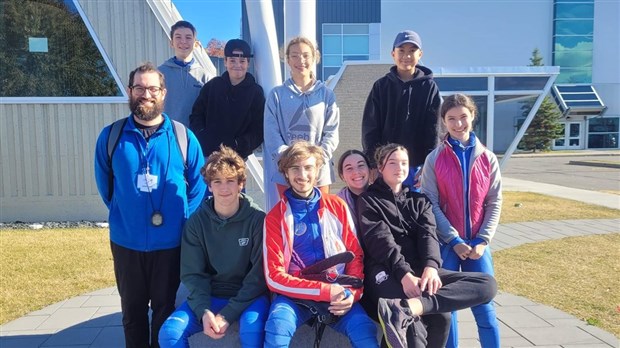 Une première compétition provinciale sur la nouvelle glace olympique 