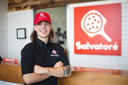 Gabriel Beauvais prend les commandes de Pizza Salvatoré