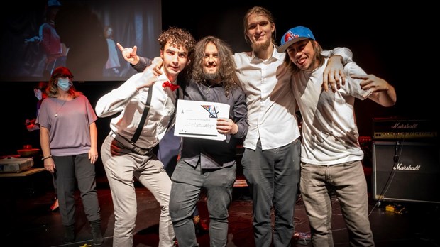 Chaotique Symbiose remporte les honneurs à Cégeps en spectacle