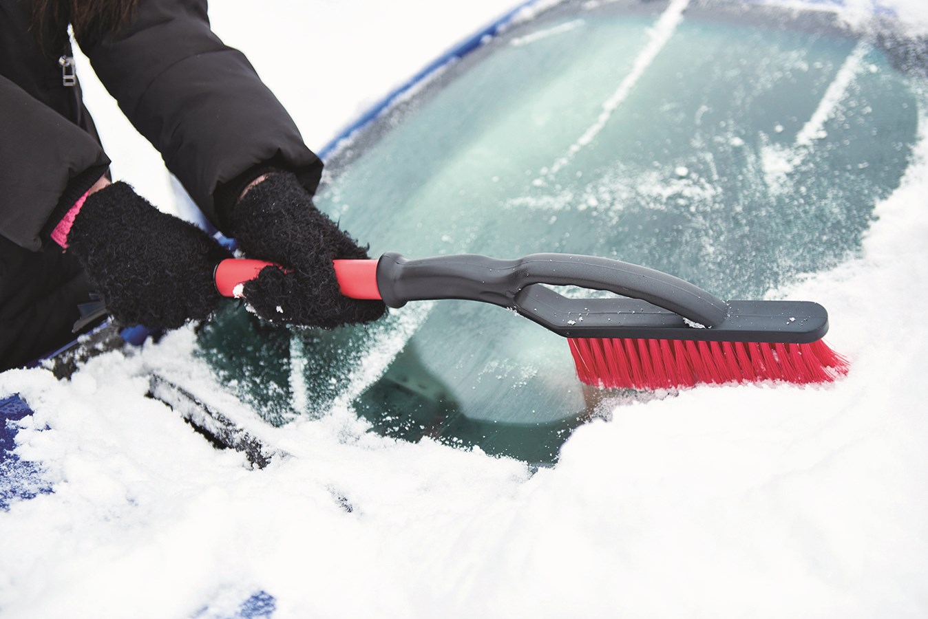 Cinq critères pour choisir un balai à neige