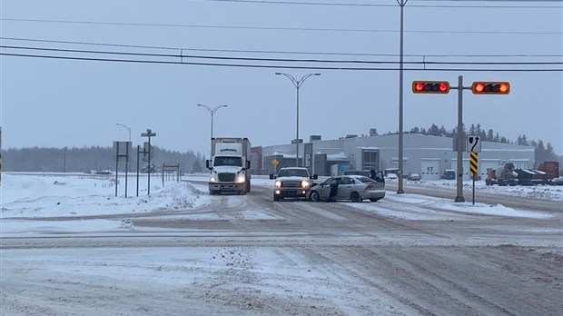 Accident sur le boulevard Industriel à Rivière-du-Loup