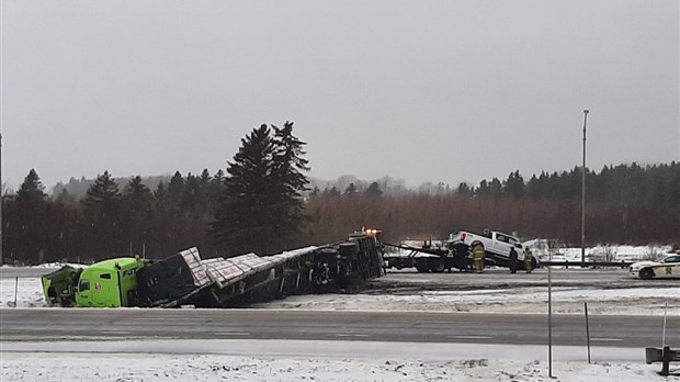 Plusieurs sorties de route sur l'autoroute 20