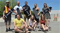 Gabriel Morin remet 20 planches à roulettes à la Ville de Rivière-du-Loup