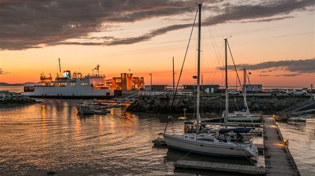 Intervention nautique au quai de Rivière-du-Loup