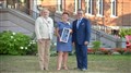 Lucie Dumont reçoit le Mérite municipal Yves-Godbout