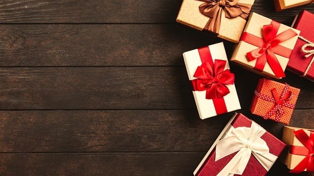 Les 10 meilleures idées de cadeaux à offrir à une femme