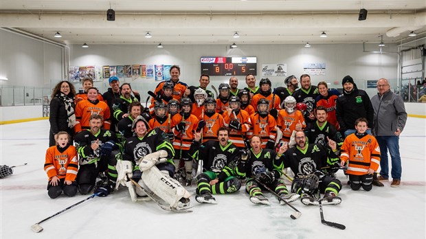 Un match de hockey unique pour des jeunes de Saint-Cyprien et Saint-Clément