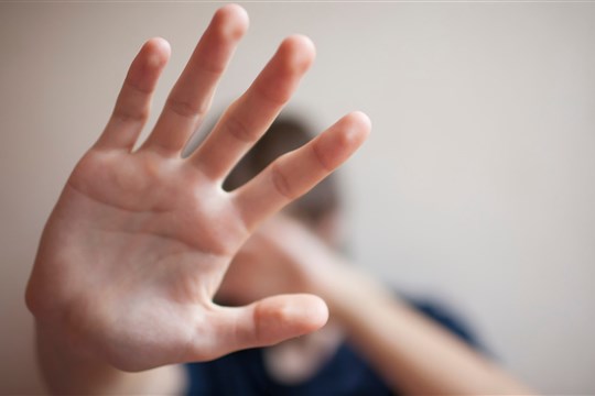 Opérations de sensibilisation à la violence entre partenaires intimes