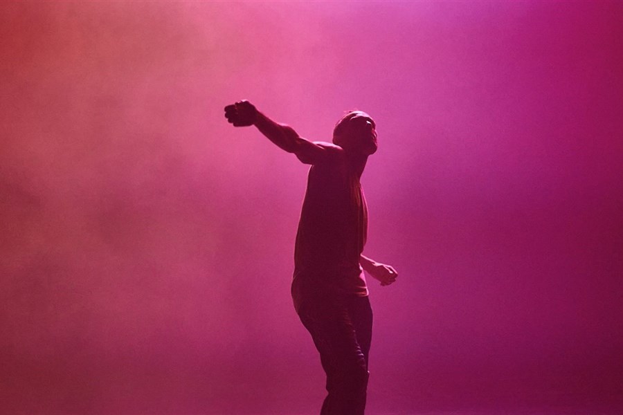 Le danseur Fabien Piché reçoit le tout premier Prix Fait à Québec