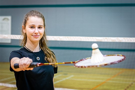 Amélia St-Pierre, porteuse du flambeau de la 56e Finale des Jeux du Québec 