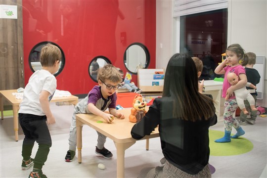 Une pétition pour soutenir les familles sans place en garderie