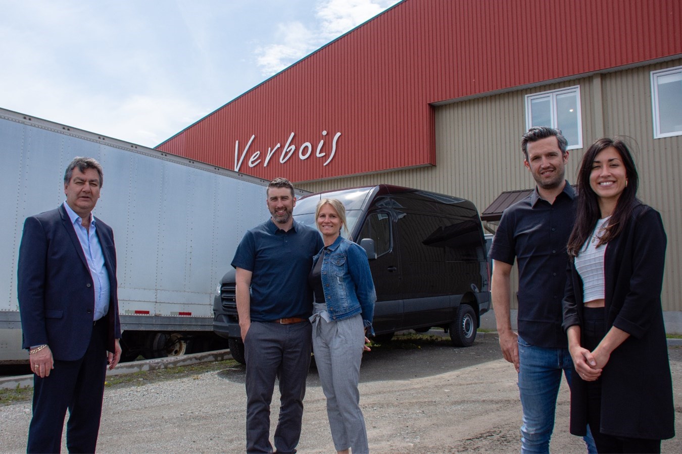 The Canadian government supports the growth of Créations Verbois