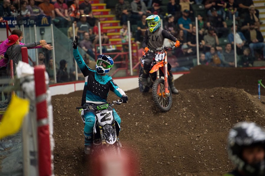 Succès de foule pour le 41e Motocross intérieur de Rivière-du-Loup