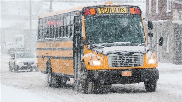 Mandat de grève chez Autobus Camille Mailloux