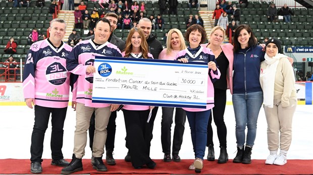 Une victoire dominante et 30 000 $ amassés lors du Match en rose des 3L de Rivière-du-Loup