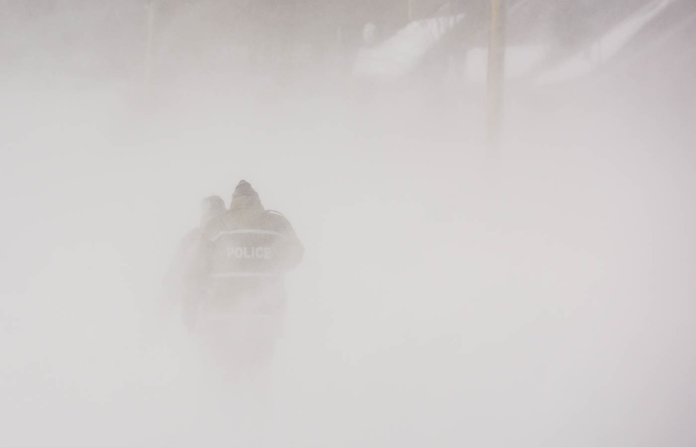 La tempête force la fermeture temporaire de l'autoroute 20