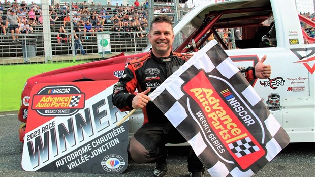 Simon Dion-Viens de retour en NASCAR Canada à l’Autodrome Chaudière