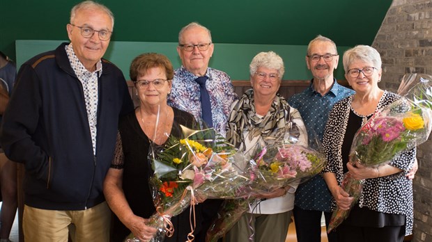 Trois couples célèbrent leur 60e anniversaire de mariage
