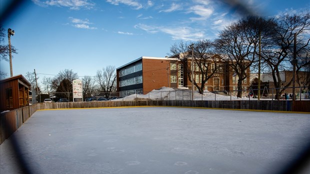 Bientôt une troisième surface de dekhockey à Rivière-du-Loup 