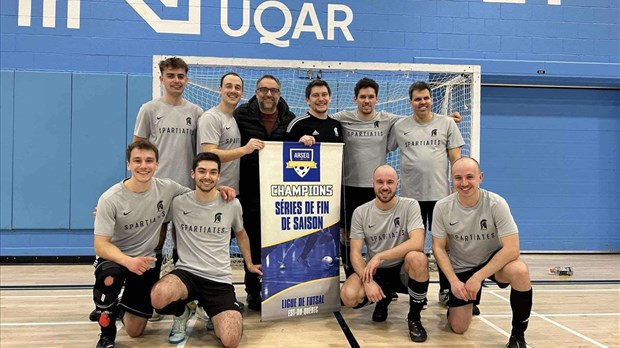 Fustal : l’équipe de Dégelis est championne 