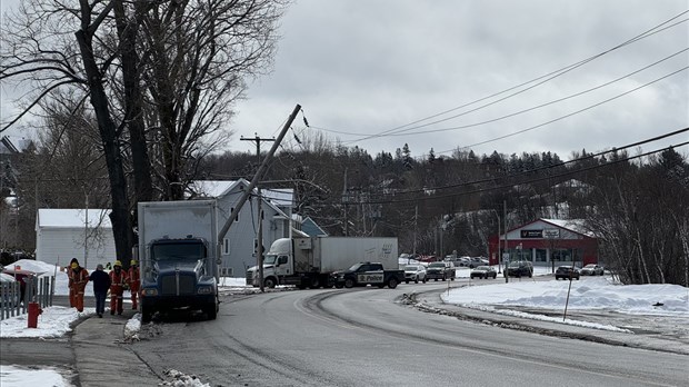 Un accident cause une panne de courant à Rivière-du-Loup 