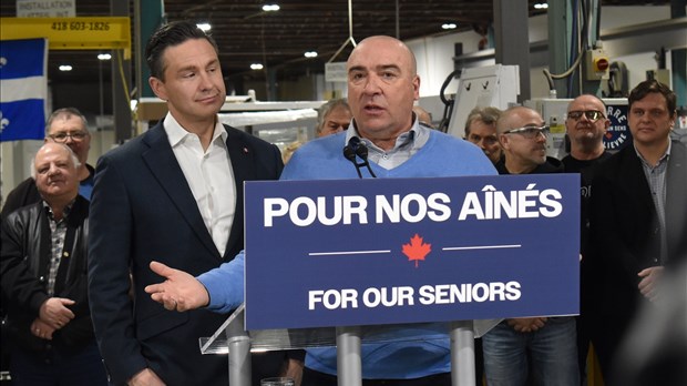 Pierre Poilievre présente ses mesures pour les aînés à Montmagny